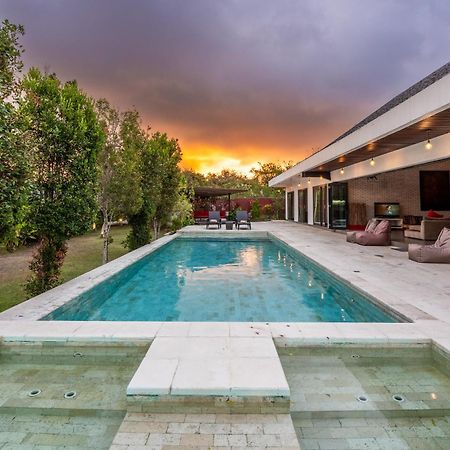 Boutique Villa Doretanh Jimbaran Унґасан Екстер'єр фото